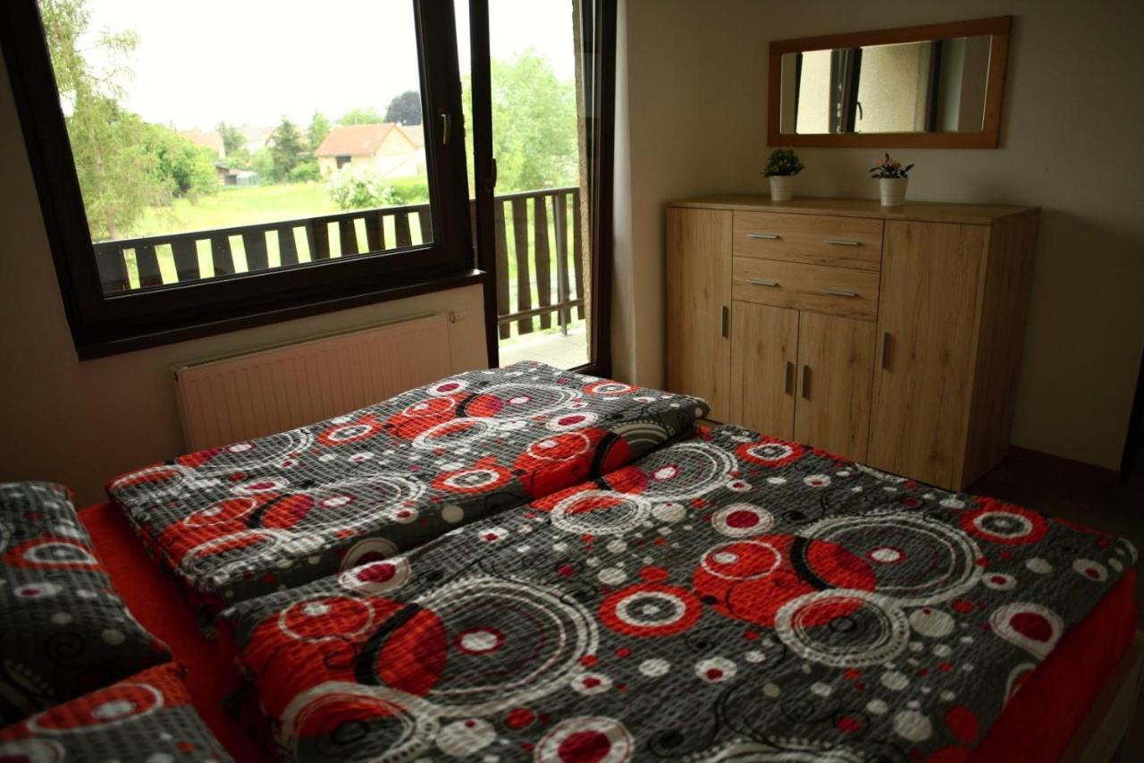 Villa Dům v Českém ráji Dolní Bousov Esterno foto